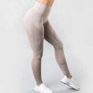 Alphalete Aero Leggings in Nude